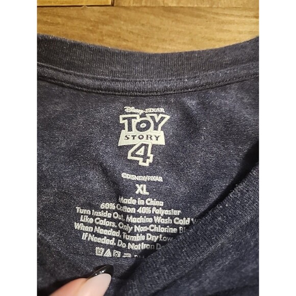 TOY STORY PIZZA PLANET DISNEY PIXAR XL POCKET T-SHIRT - Picture 3 of 3